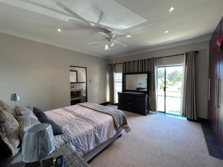 3 Bedroom Property for Sale in Jeffreys Bay Central Eastern Cape